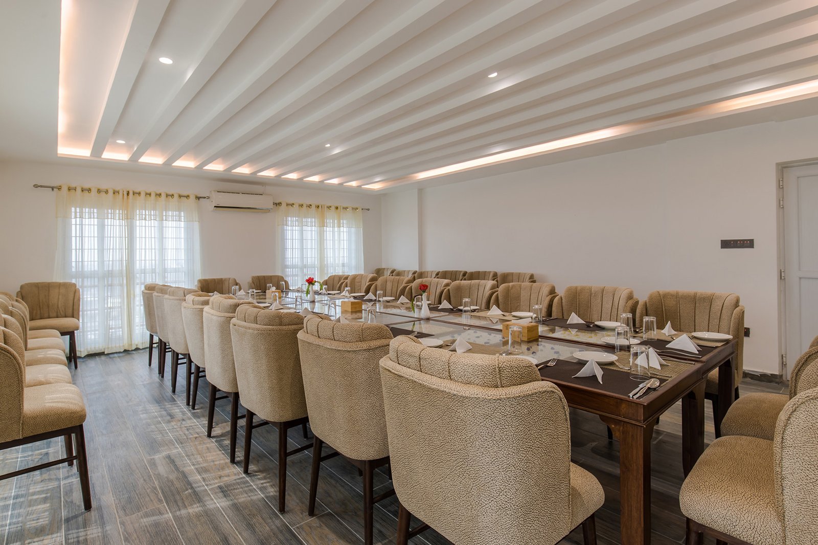 Jasmine <span>Hall</span>